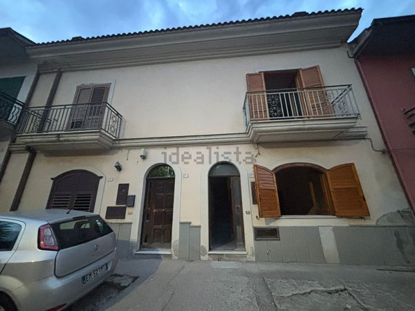 appartamento in vendita a Montefredane in zona Arcella