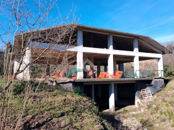 casa indipendente in vendita a Montefredane