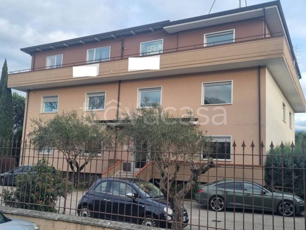 ufficio in vendita a Montefredane in zona Arcella