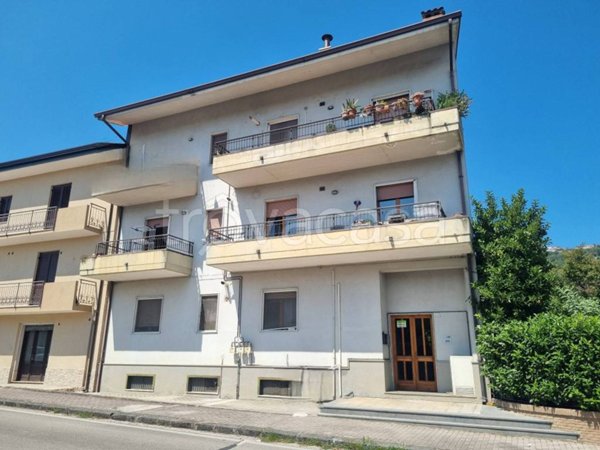 appartamento in vendita a Montefredane in zona Arcella