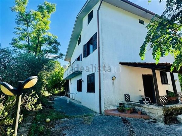 casa indipendente in vendita a Montefredane