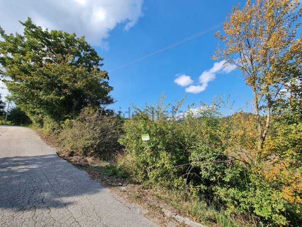 terreno in vendita a Montefredane