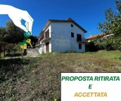 casa indipendente in vendita a Montefusco