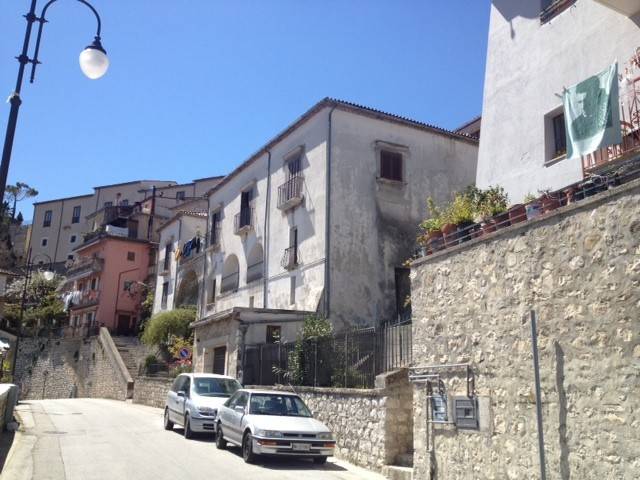 casa indipendente in vendita a Montefusco