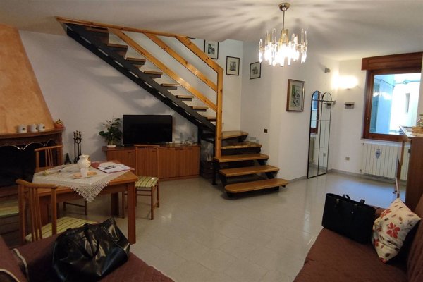 casa indipendente in vendita a Montella