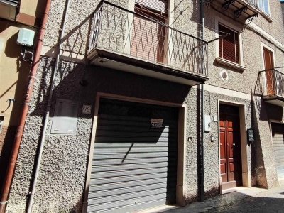casa semindipendente in vendita a Montella