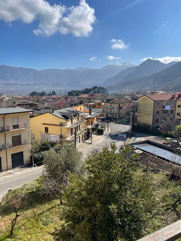 casa indipendente in vendita a Montella