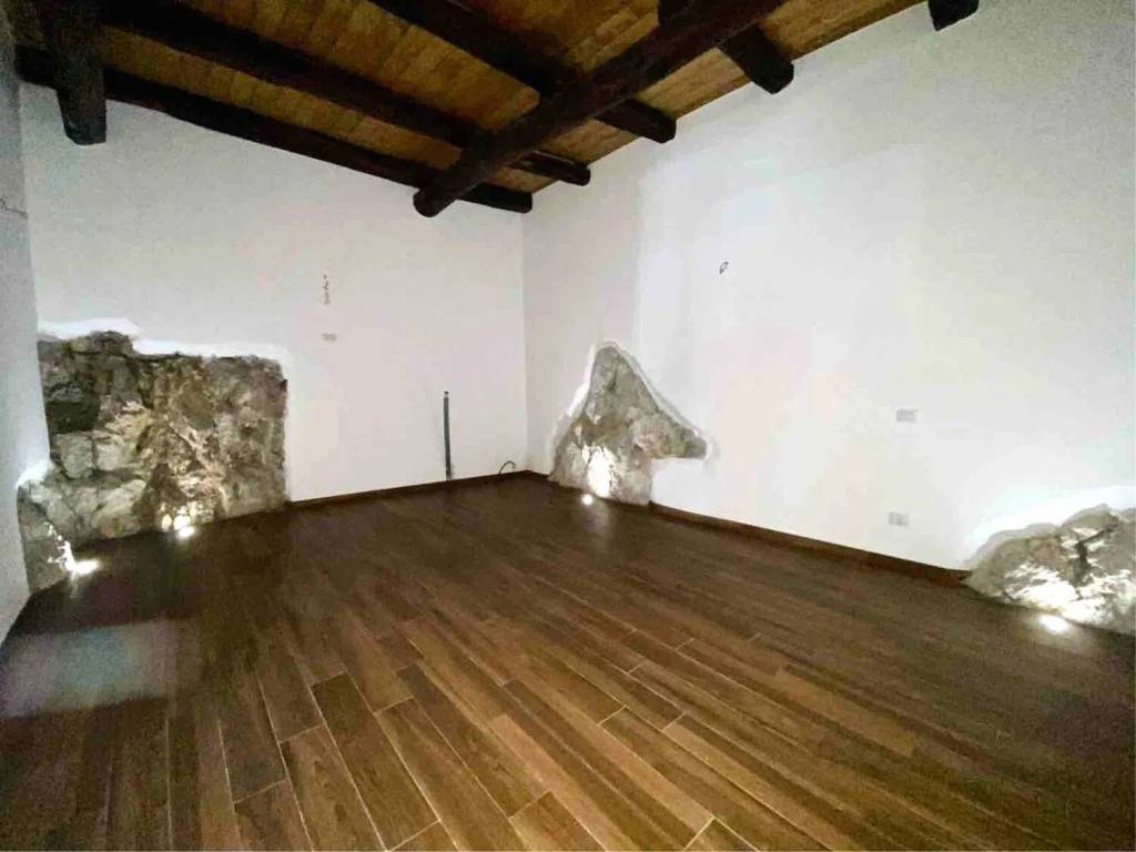 casa indipendente in vendita a Montella