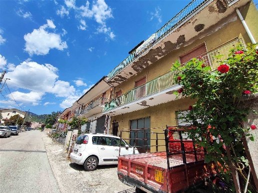 casa indipendente in vendita a Montella