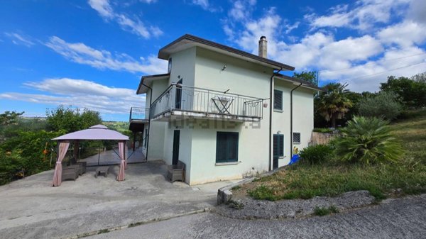 appartamento in vendita a Montemarano