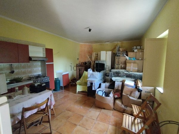 casa indipendente in vendita a Montemarano