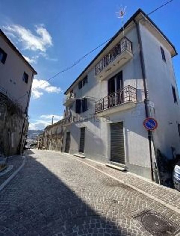 quadrivano in vendita a Montemarano