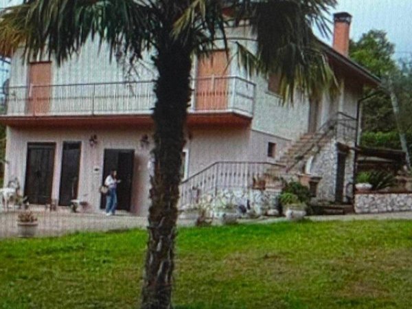 casa indipendente in vendita a Montemarano