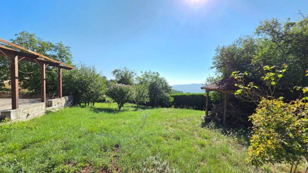 casa indipendente in vendita a Montemarano