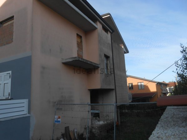 casa indipendente in vendita a Montemiletto