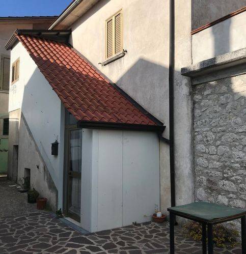 casa indipendente in vendita a Montemiletto