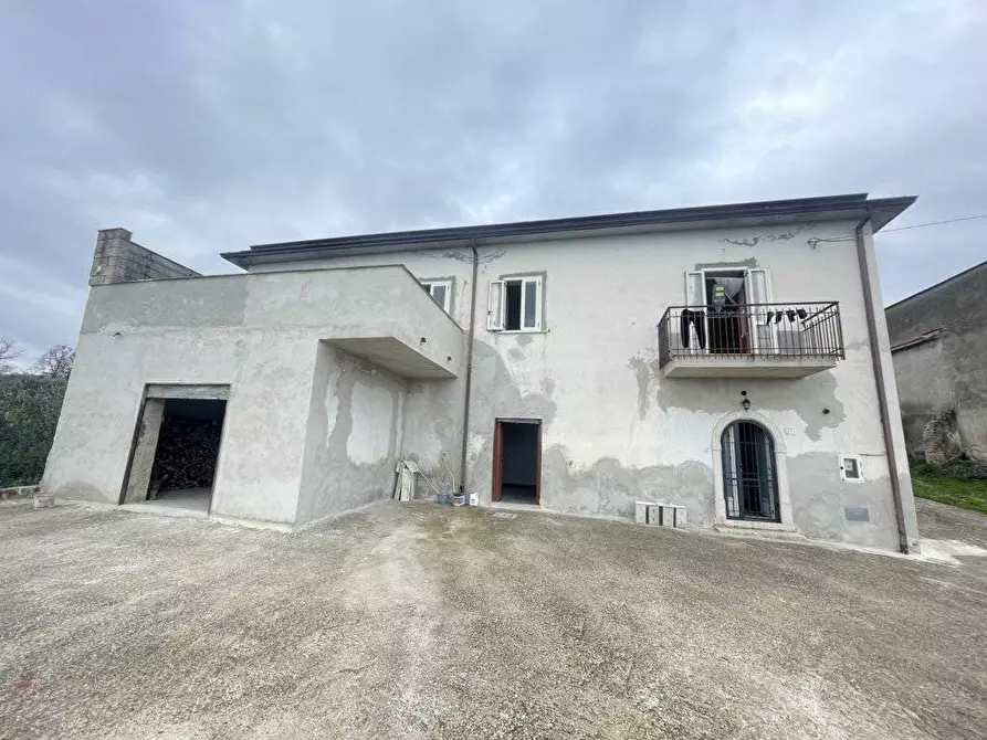 casa indipendente in vendita a Montemiletto in zona Lomba
