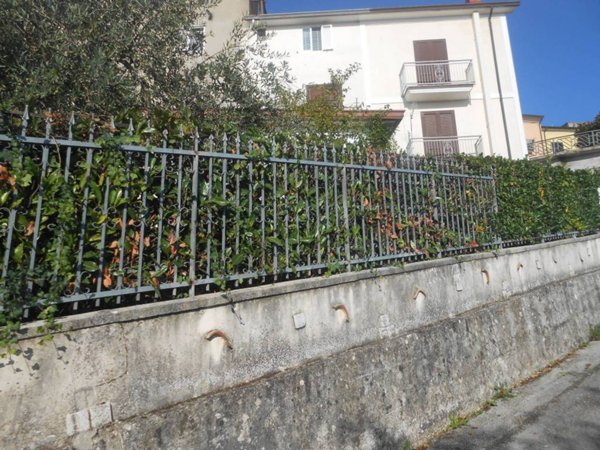 casa indipendente in vendita a Montemiletto
