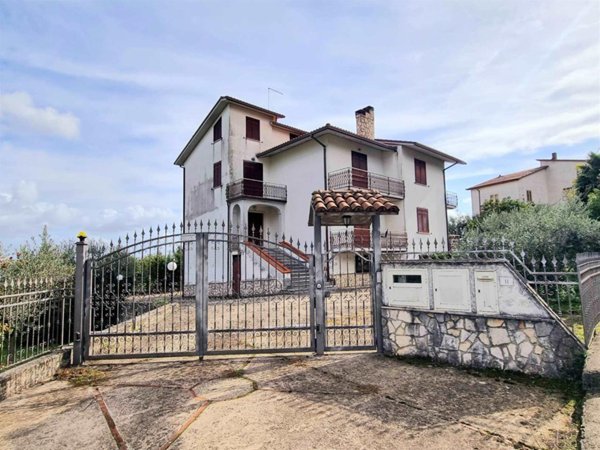 casa indipendente in vendita a Montemiletto