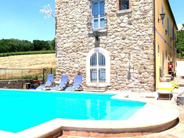 casa indipendente in vendita a Montemiletto