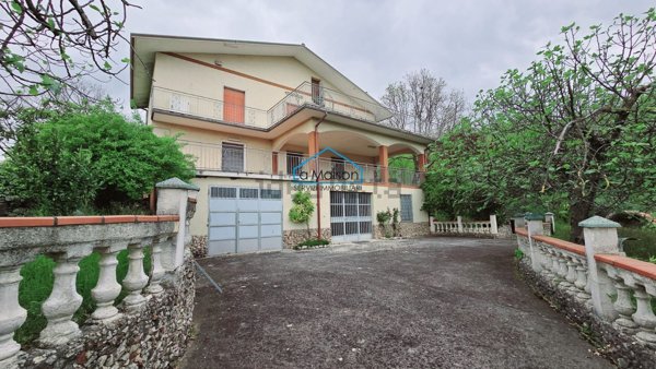 casa indipendente in vendita a Montemiletto