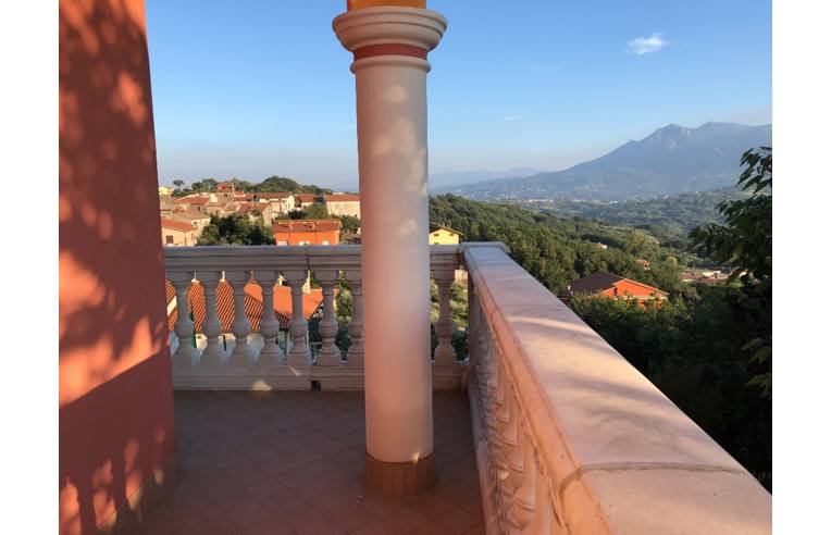 casa indipendente in vendita a Montemiletto