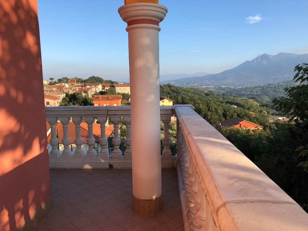 casa indipendente in vendita a Montemiletto