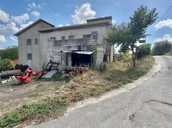 casa semindipendente in vendita a Montemiletto