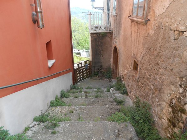 casa indipendente in vendita a Montemiletto in zona Montaperto