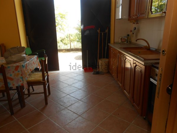 casa indipendente in vendita a Montemiletto