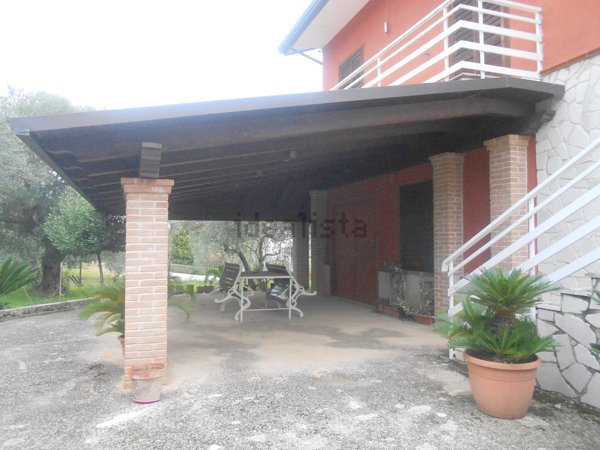 casa indipendente in vendita a Montemiletto