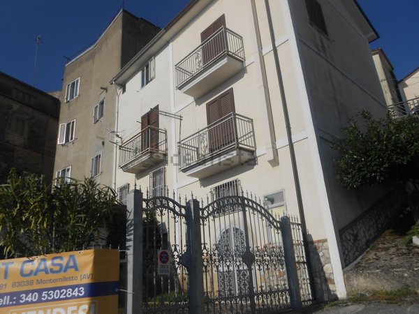 casa indipendente in vendita a Montemiletto