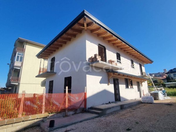 casa indipendente in vendita a Montemiletto