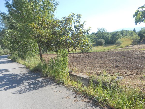 terreno in vendita a Montemiletto in zona Montaperto