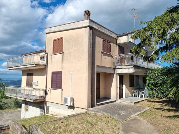 casa indipendente in vendita a Montemiletto in zona Caponi