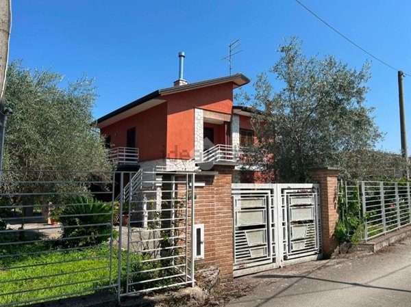 casa indipendente in vendita a Montemiletto in zona Festola