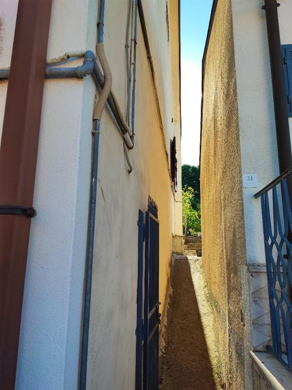 appartamento in vendita a Morra De Sanctis