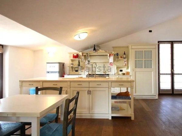 appartamento in vendita ad Albaretto della Torre