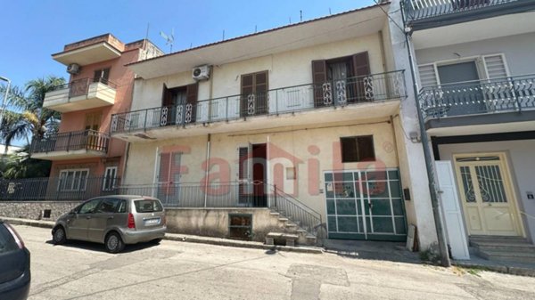 casa indipendente in vendita a Mugnano del Cardinale