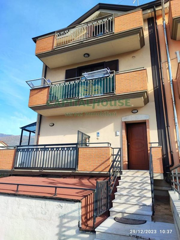 casa semindipendente in vendita a Mugnano del Cardinale