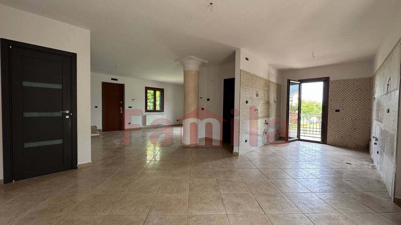 casa indipendente in vendita a Mugnano del Cardinale