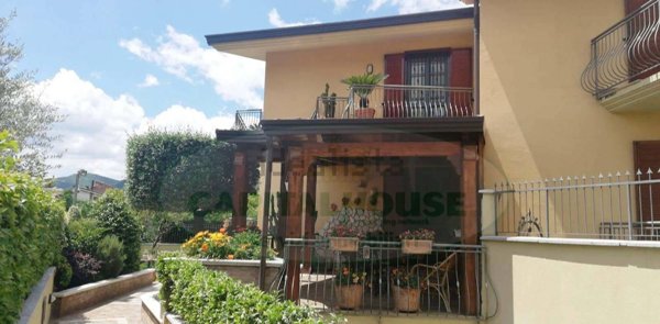 casa indipendente in vendita a Mugnano del Cardinale
