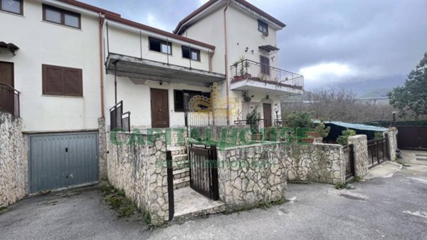 casa indipendente in vendita a Mugnano del Cardinale