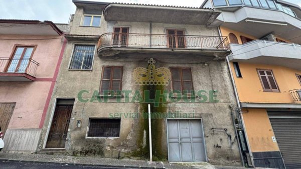 casa indipendente in vendita a Mugnano del Cardinale