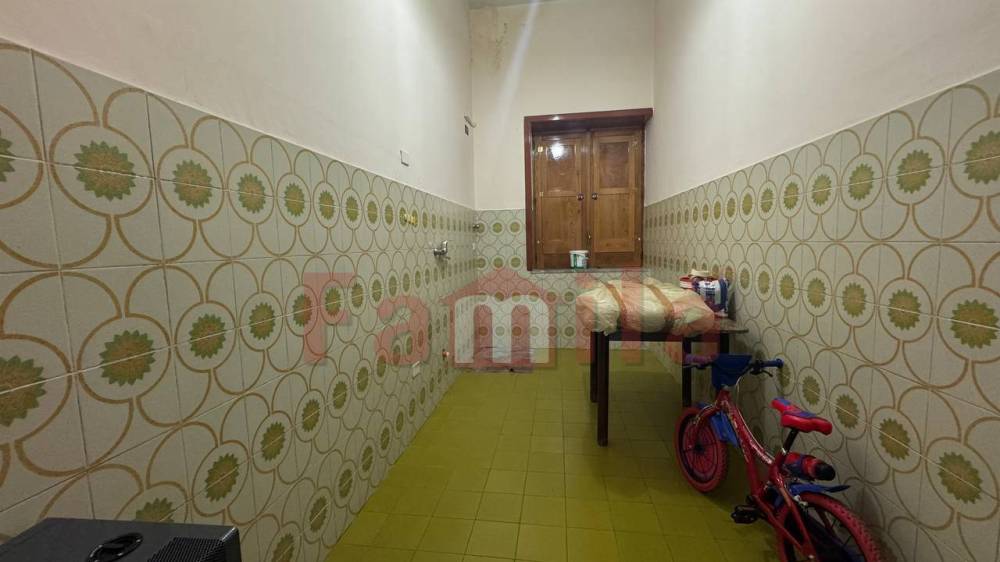 locale commerciale in vendita a Mugnano del Cardinale