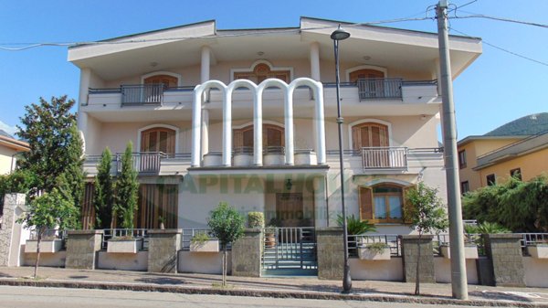 casa indipendente in vendita a Mugnano del Cardinale