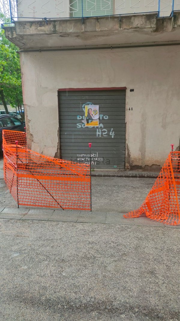 locale commerciale in vendita a Mugnano del Cardinale