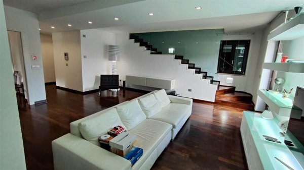 casa indipendente in vendita a Nusco