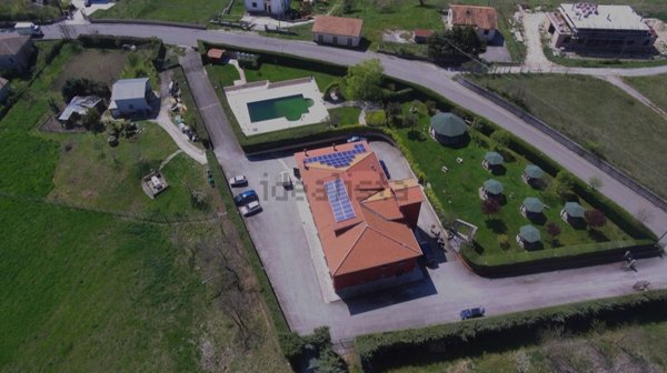 casa indipendente in vendita a Nusco