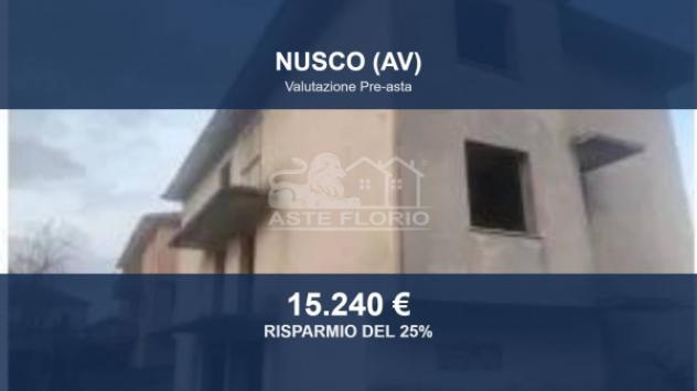 casa indipendente in vendita a Nusco